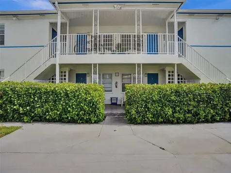 7143 Bonita Drive Miami Beach FL 33141