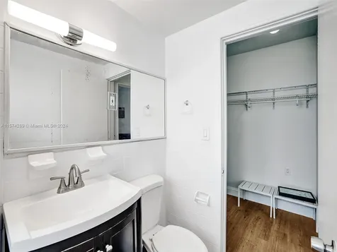 7143 Bonita Drive Miami Beach FL 33141