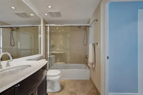 16699 Collins Avenue Sunny Isles Beach FL 33160