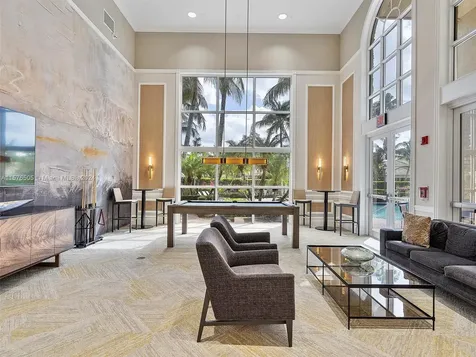 10952 Golden Eagle Court Plantation FL 33324