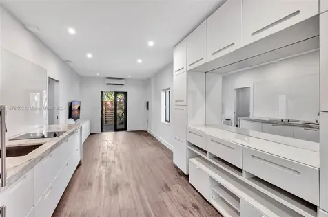2198 NE 183rd Street North Miami Beach FL 33179