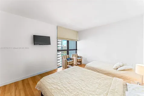 9 Island Avenue Miami Beach FL 33139