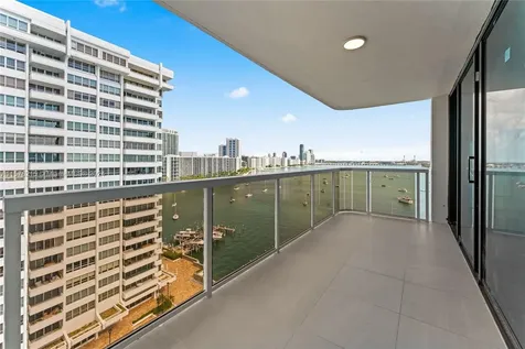 9 Island Avenue Miami Beach FL 33139