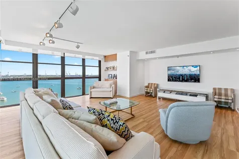 9 Island Avenue Miami Beach FL 33139