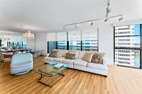 9 Island Avenue Miami Beach FL 33139