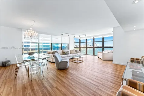 9 Island Avenue Miami Beach FL 33139