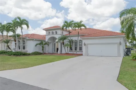 2640 Fairways Drive Homestead FL 33035