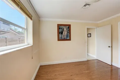 4710 W Park Road Hollywood FL 33021