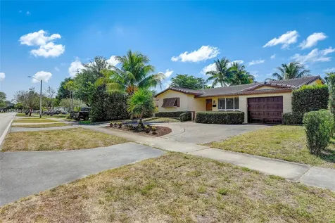 4710 W Park Road Hollywood FL 33021