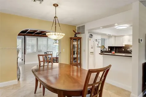 4710 W Park Road Hollywood FL 33021