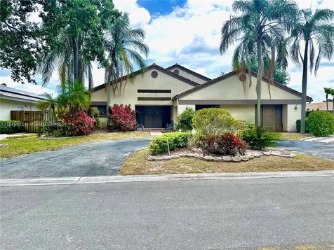 5615 NW 64th Lane Coral Springs FL 33067