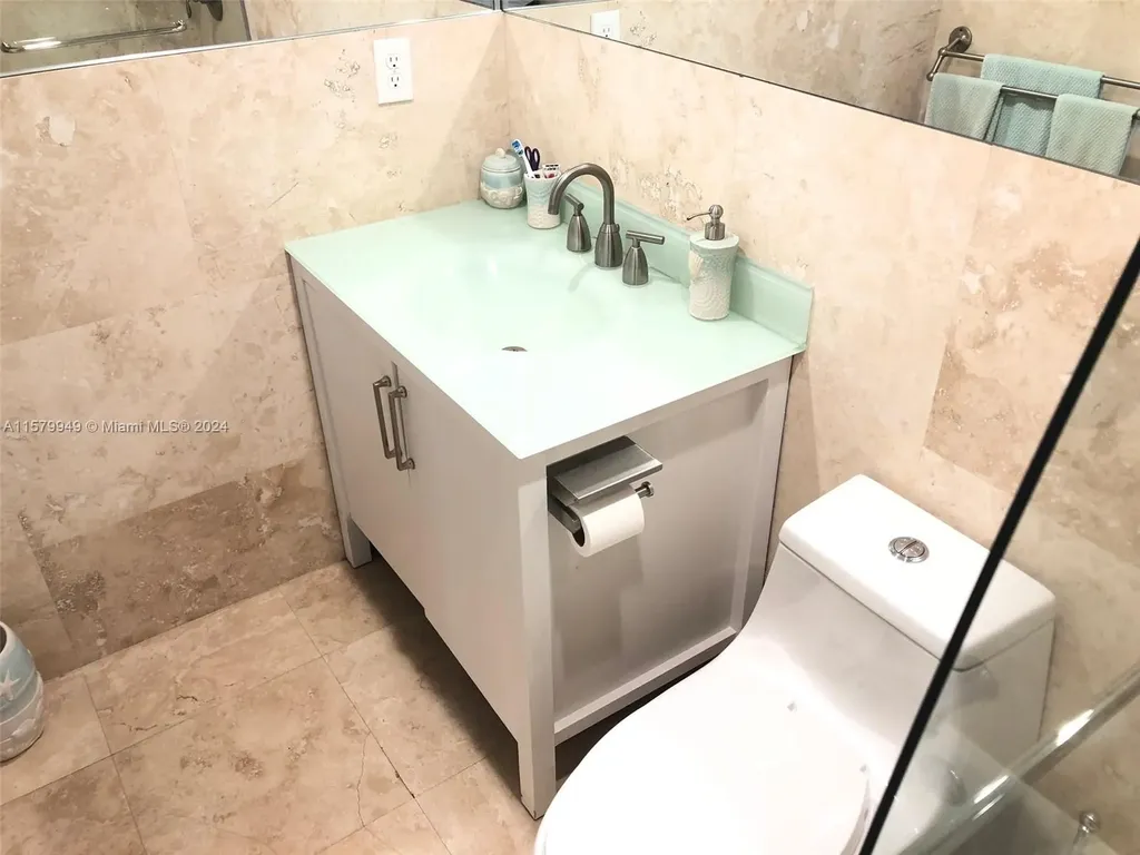 3901 S Ocean Drive Hollywood FL 33019