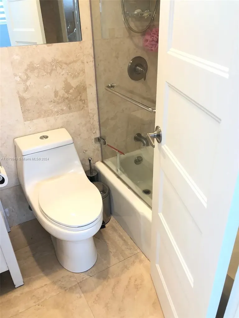 3901 S Ocean Drive Hollywood FL 33019