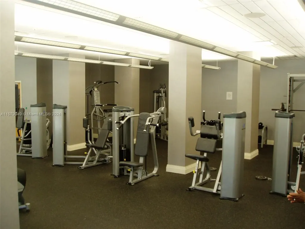 3901 S Ocean Drive Hollywood FL 33019