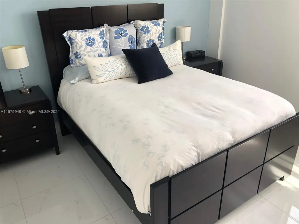 3901 S Ocean Drive Hollywood FL 33019