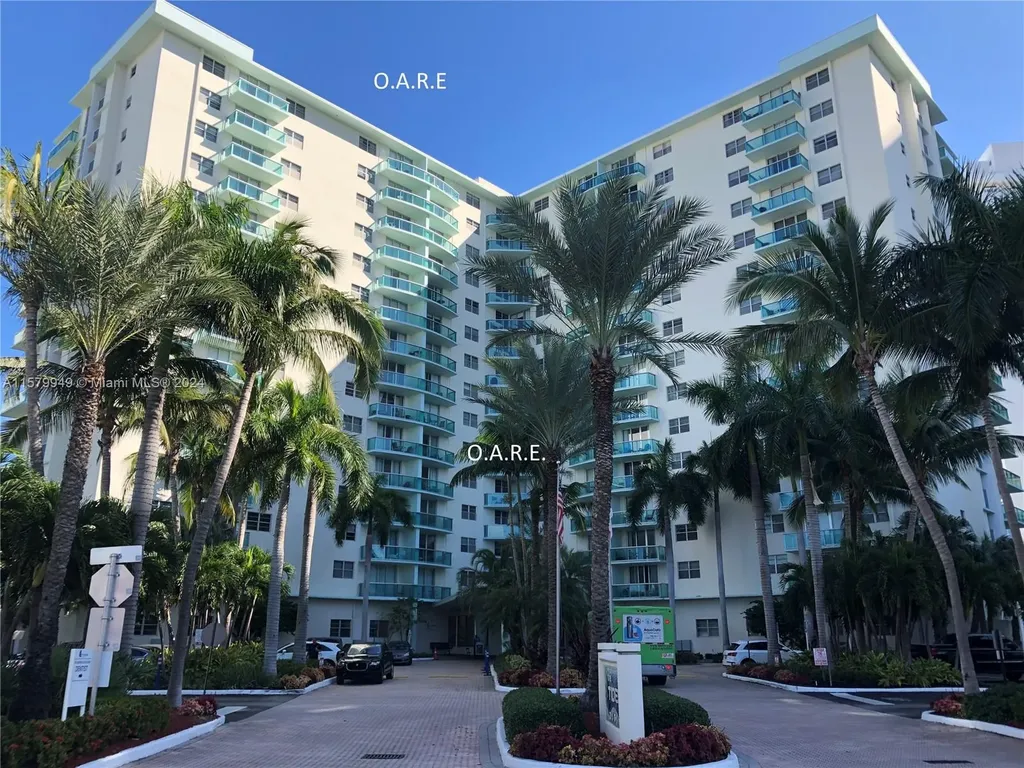 3901 S Ocean Drive Hollywood FL 33019