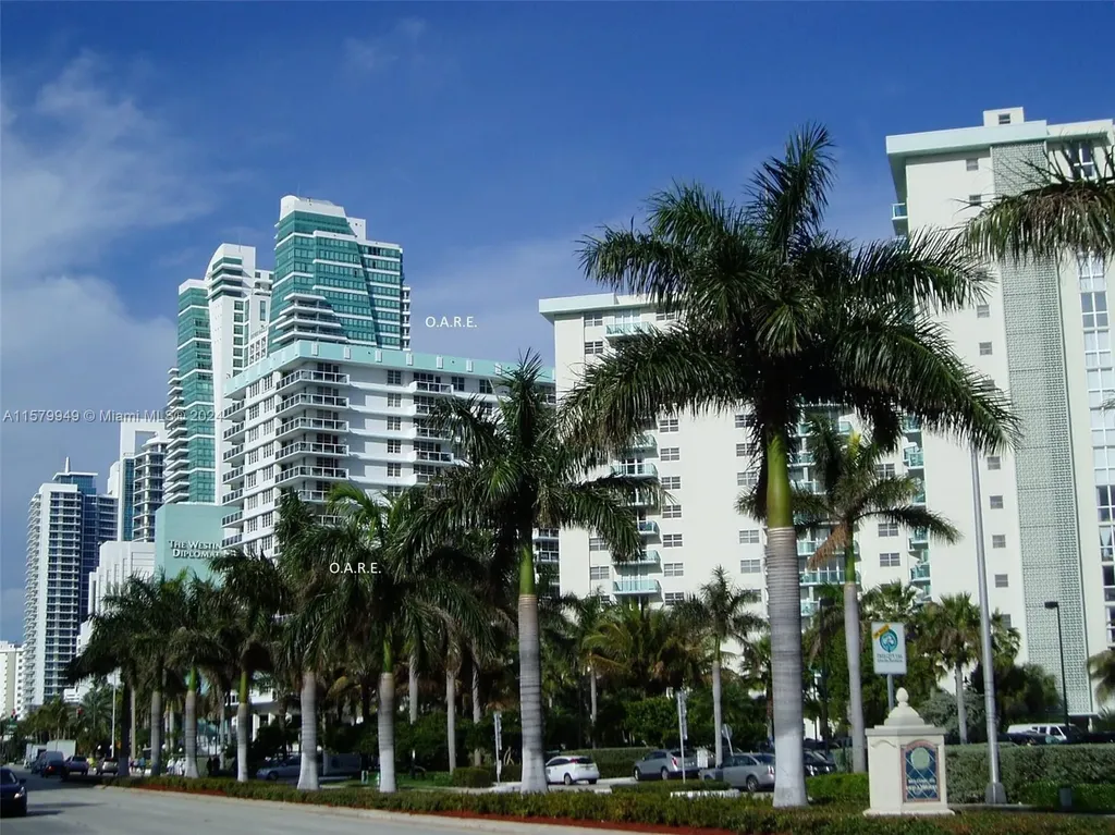 3901 S Ocean Drive Hollywood FL 33019