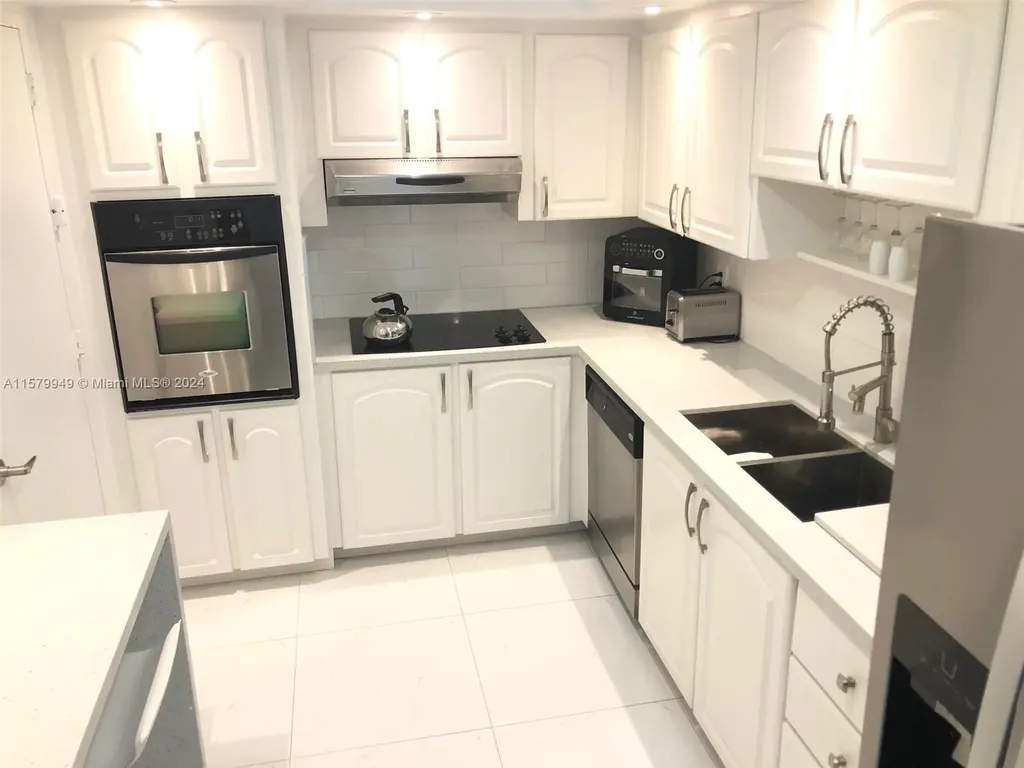 3901 S Ocean Drive Hollywood FL 33019