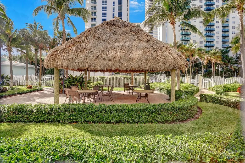 3901 S Ocean Drive Hollywood FL 33019