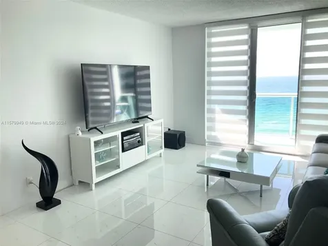 3901 S Ocean Drive Hollywood FL 33019