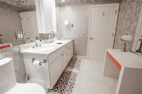9801 Collins Avenue Bal Harbour FL 33154