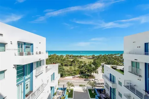 7600 Collins Avenue Miami Beach FL 33141
