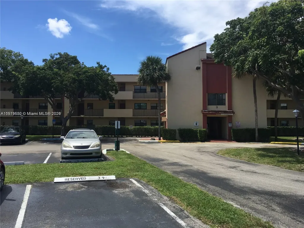 3396 Foxcroft Road Miramar FL 33025