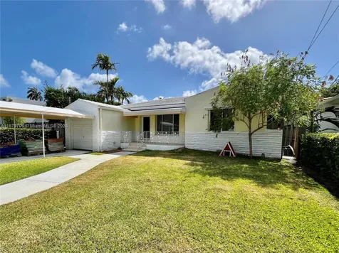9157 Dickens Avenue Surfside FL 33154