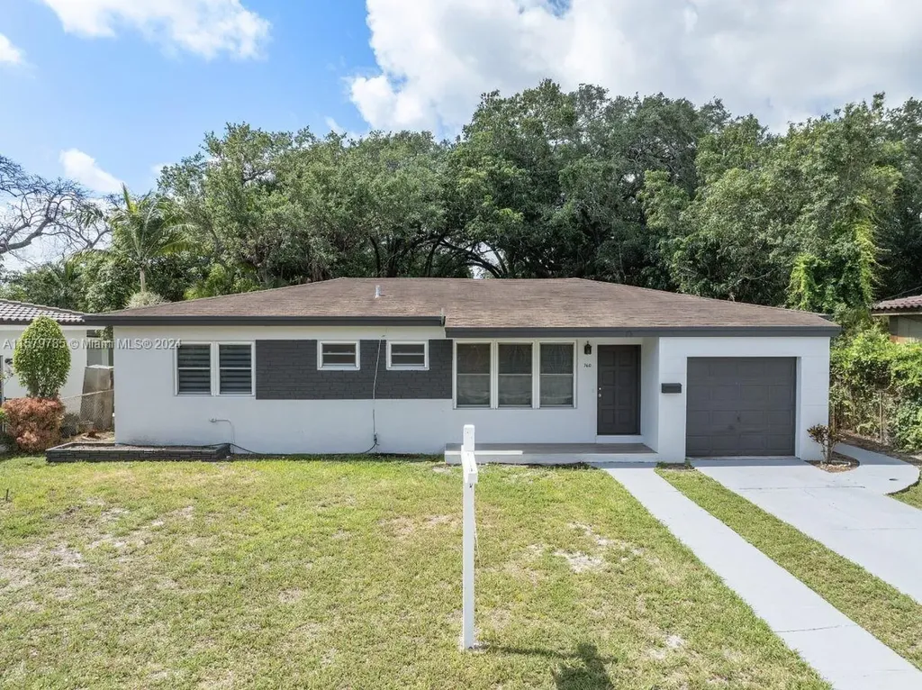 760 NE 145th Street North Miami FL 33161