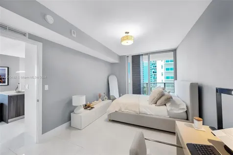488 NE 18th Street Miami FL 33132