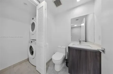 488 NE 18th Street Miami FL 33132