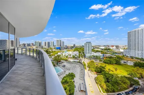 488 NE 18th Street Miami FL 33132