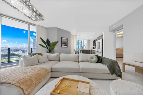 488 NE 18th Street Miami FL 33132