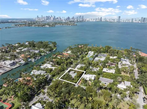 2500 Sunset Drive Miami Beach FL 33140