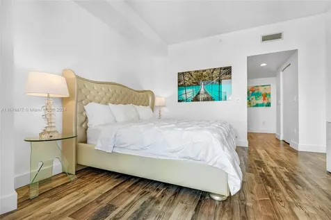 2600 E Hallandale Beach Boulevard Hallandale Beach FL 33009