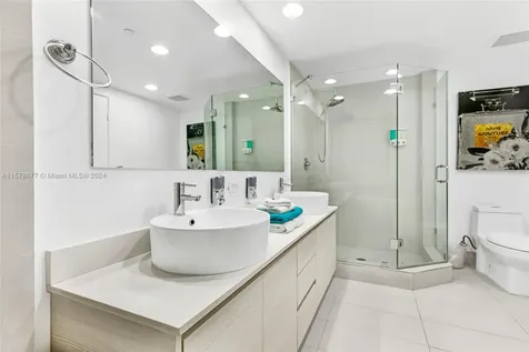 2600 E Hallandale Beach Boulevard Hallandale Beach FL 33009