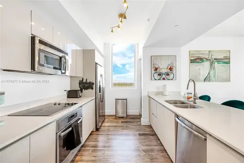 2600 E Hallandale Beach Boulevard Hallandale Beach FL 33009