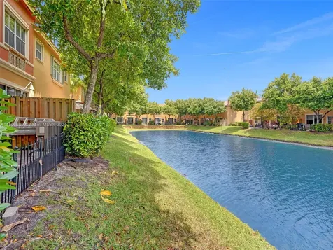4936 Windward Way Dania Beach FL 33312