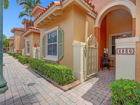 4936 Windward Way Dania Beach FL 33312