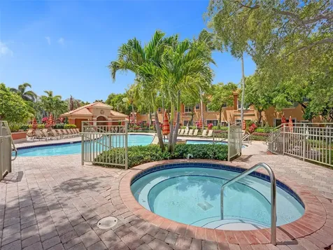 4936 Windward Way Dania Beach FL 33312