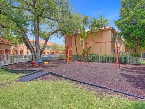 4936 Windward Way Dania Beach FL 33312