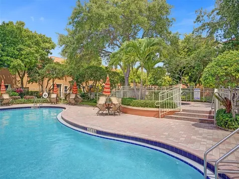 4936 Windward Way Dania Beach FL 33312