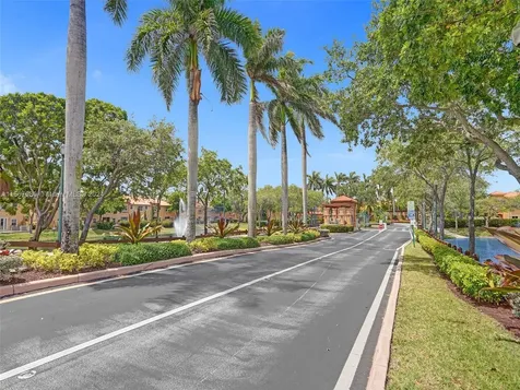 4936 Windward Way Dania Beach FL 33312