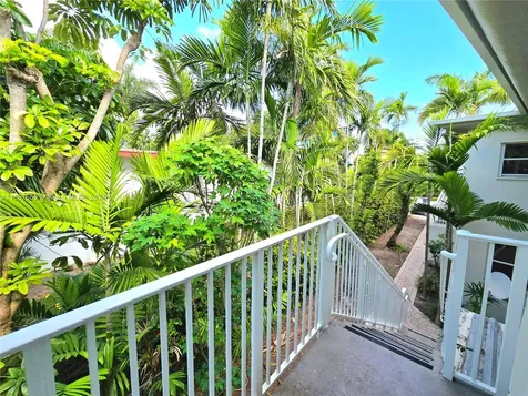 1152 99th Street Bay Harbor Islands FL 33154