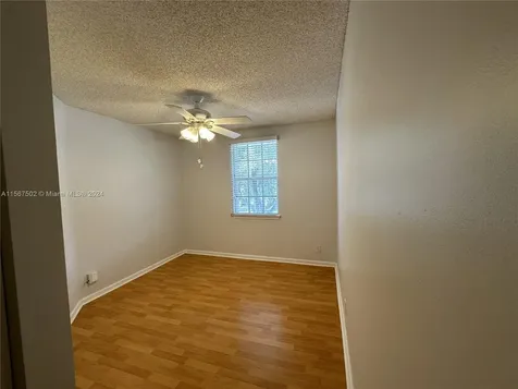 Coral Springs FL 33076