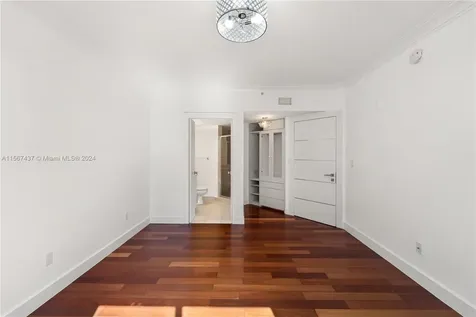 151 Michigan Avenue Miami Beach FL 33139