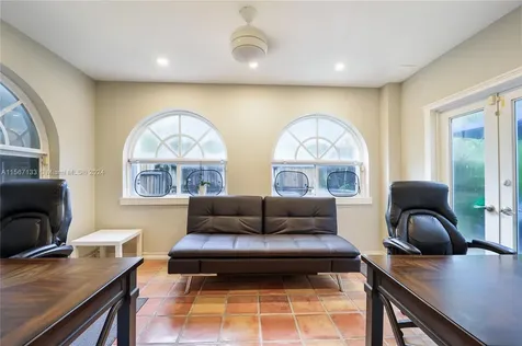 5832 Alton Road Miami Beach FL 33140