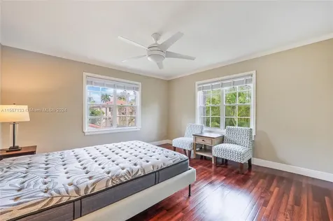 5832 Alton Road Miami Beach FL 33140