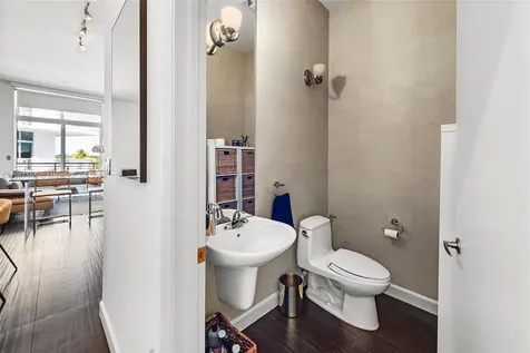 2001 Meridian Avenue Miami Beach FL 33139