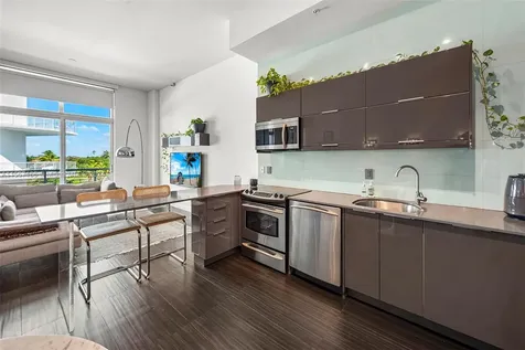2001 Meridian Avenue Miami Beach FL 33139